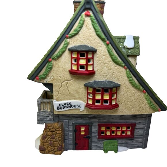 Dept 56 Heritage Village North Pole Series "Elf Bunkhouse" 5601-4 Retired NOS - Picture 6 of 9